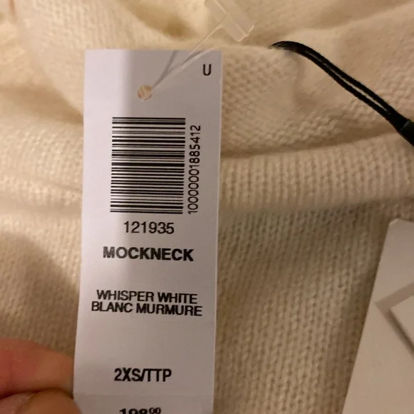 Aritzia NWT White Cashmere Mock Neck Sweater